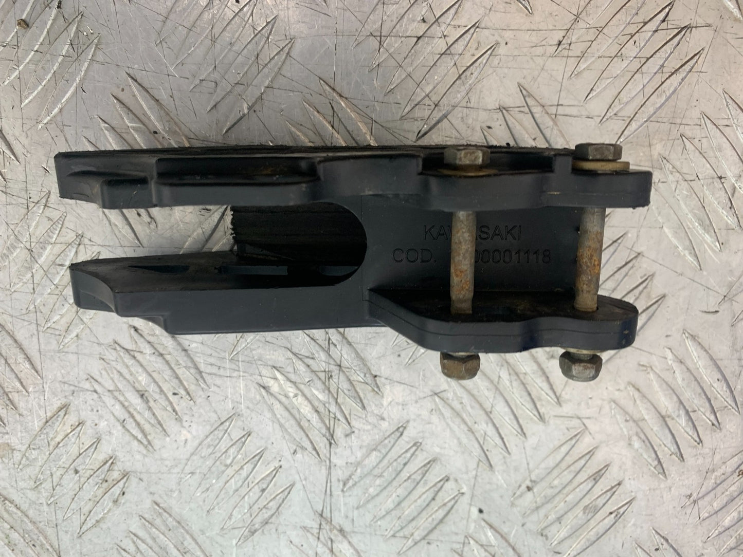 KAWASAKI KXF450 KXF 450 CHAIN GUIDE   YEAR 2013 CMB1217)