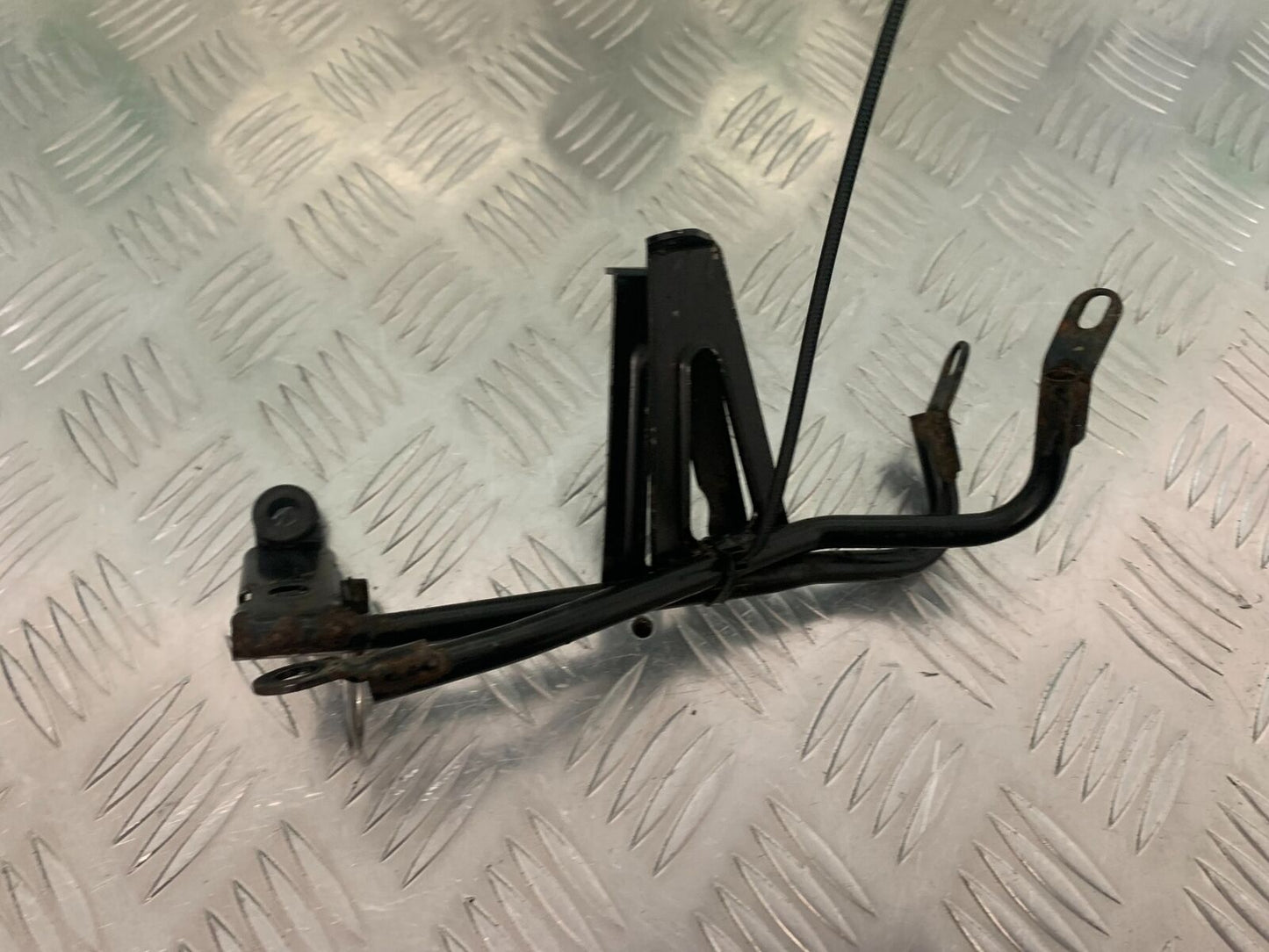 TRIUMPH 1050 SPRINT GT 2 X BRACKETS   YEAR 2010-2014 (STOCK 979)