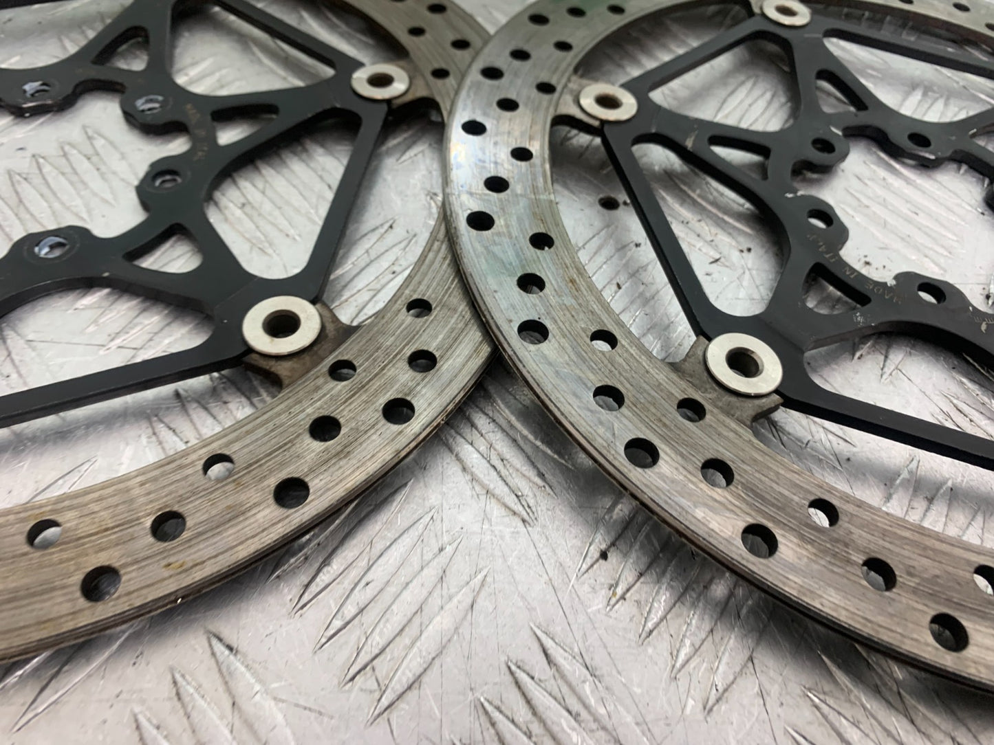 APRILIA TUONO 1000 V4R FRONT BRAKE DISCS   YEAR 2011-13  (CMB1331)
