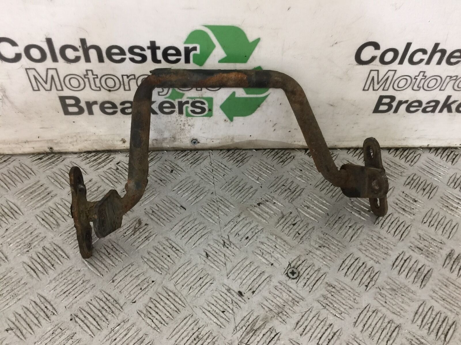 VICTORY V92 C BRACKET  YEAR 2004 (STOCK 765)