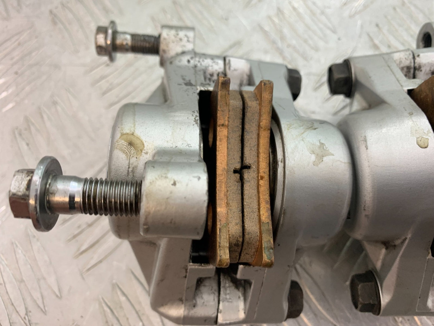YAMAHA XV1100 XV 1100 VIRAGO FRONT CALIPERS  1990-1999 (CMB1190)