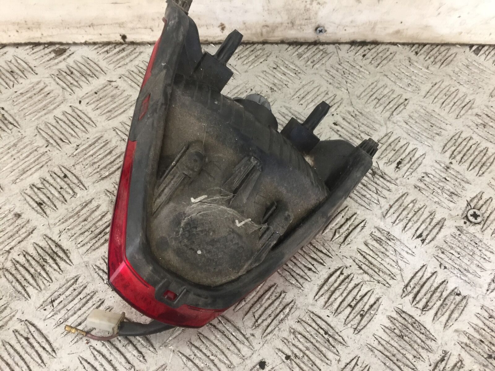 HONDA CBR125 CBR 125 REAR LIGHT  YEAR 2011-2017 (STOCK 732)