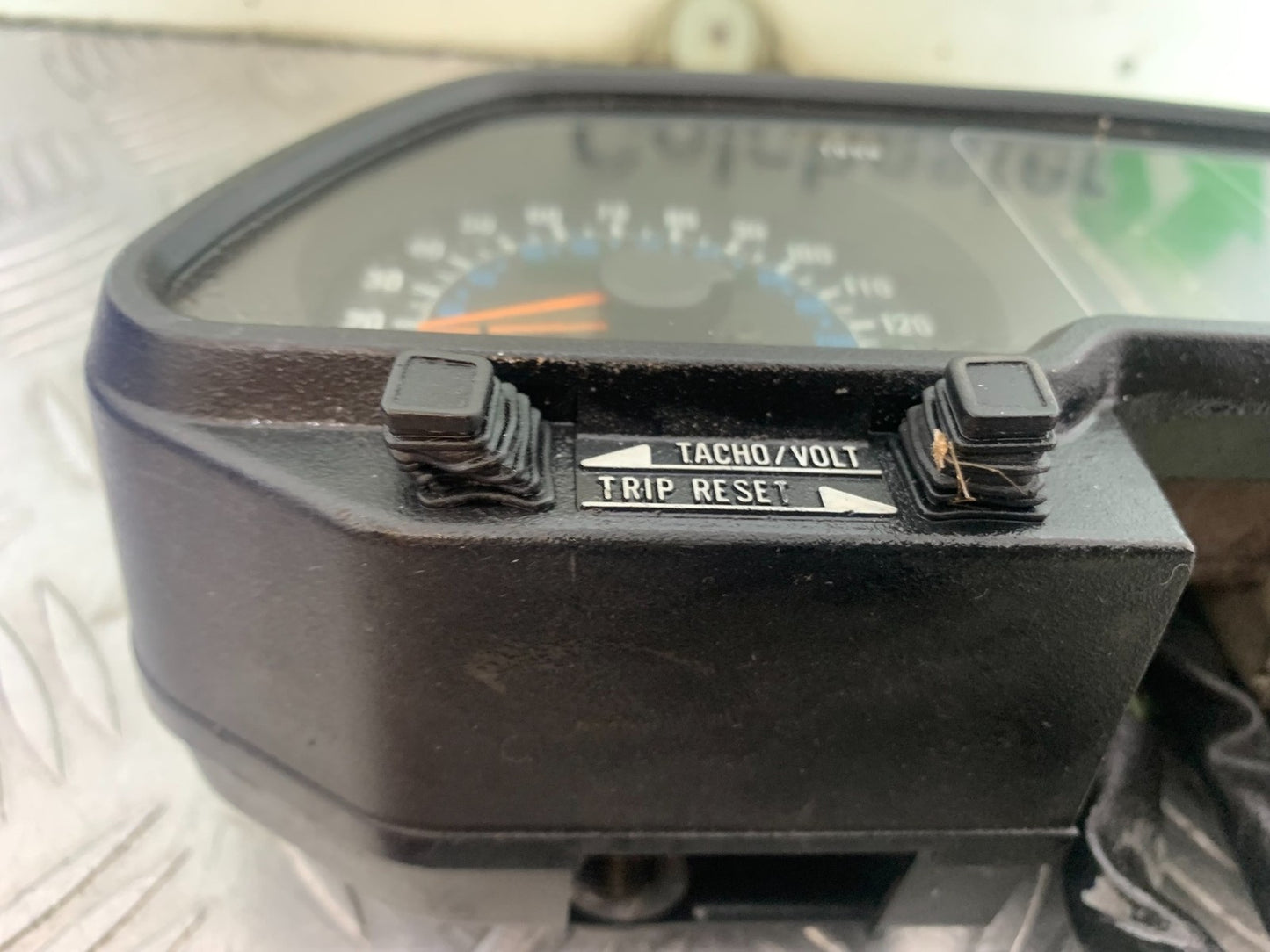 KAWASAKI GT550 GT 550 CLOCKS SPEEDO DASH   YEAR 1989-1994