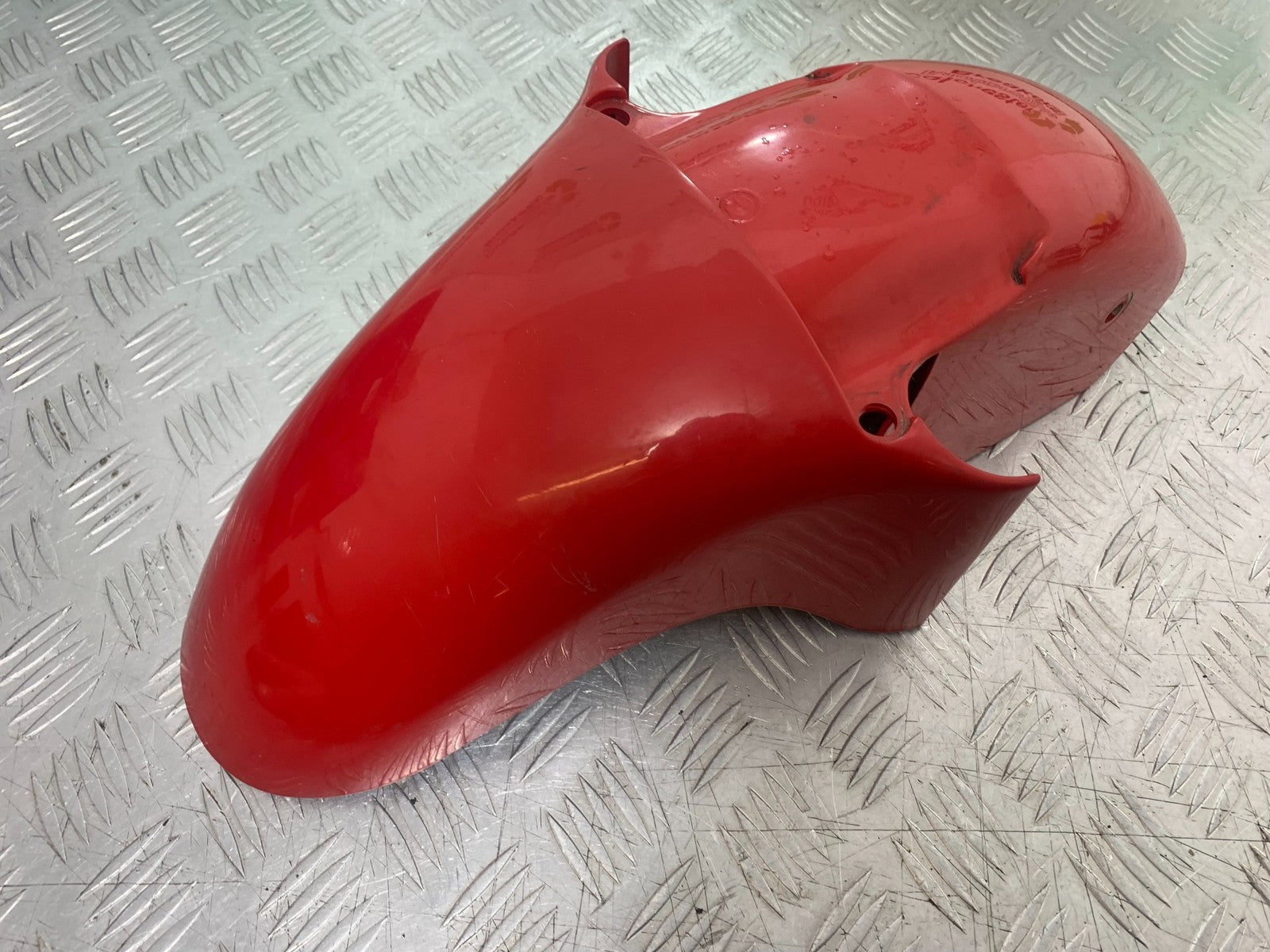 KAWASAKI GPZ600 GPZ 600 FRONT MUDGUARD  YEAR 1988-90  (CMB1258)