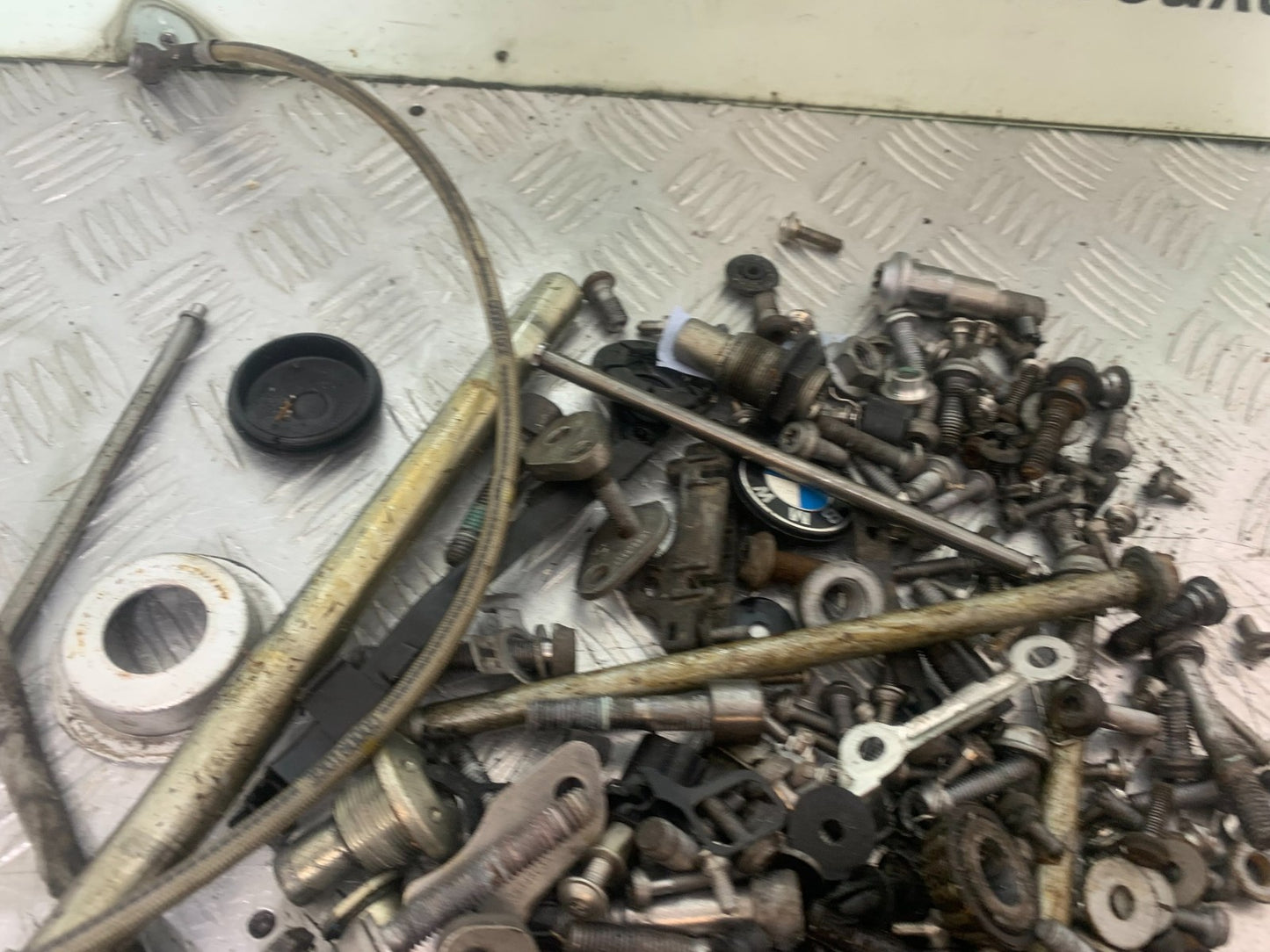 BMW R1200 R 1200 GS NUTS AND BOLTS   YEAR 2013-2016 (CMB1257)