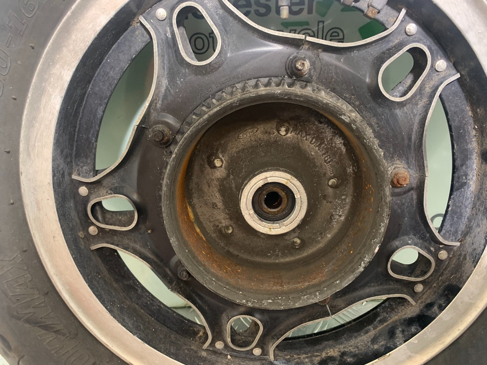 HONDA GL500 GL 500 SILVERWING REAR WHEEL YEAR 1981-82 (CMB1168)
