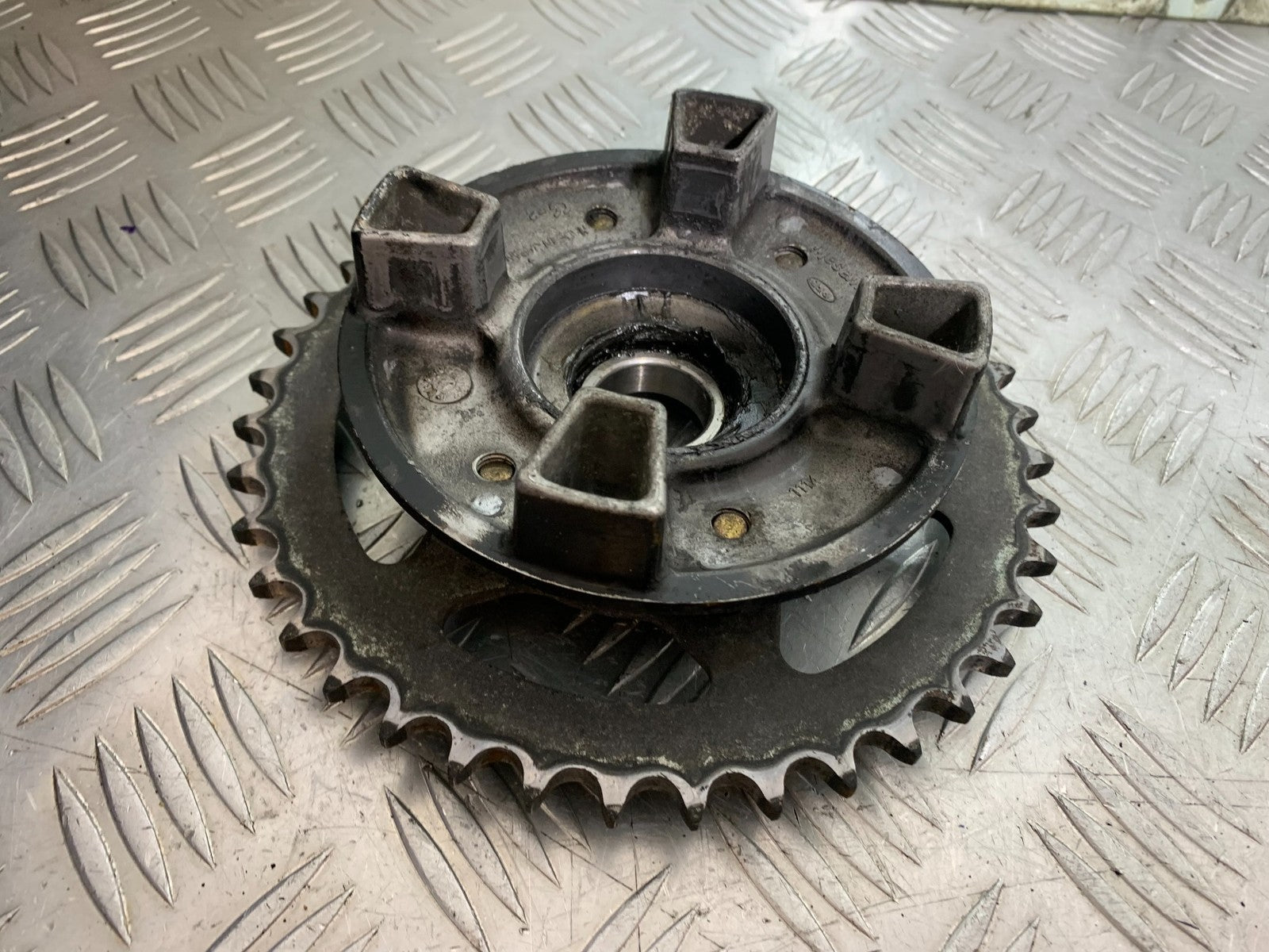 KAWASAKI ZX6R ZX6 J SPROCKET CARRIER YEAR 2000 (CMB1312)