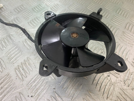 PIAGGIO VESPA GTS 125 RADIATOR FAN   YEAR 2009-14 (CMB1261)