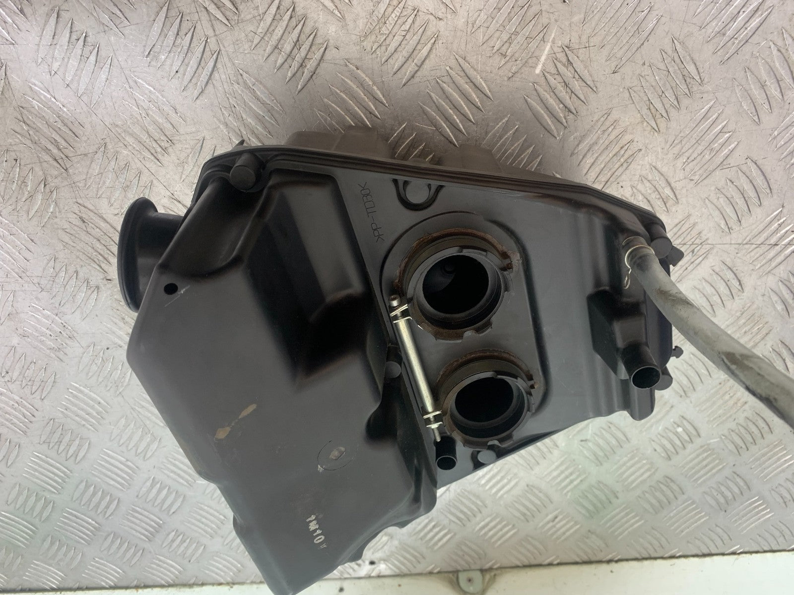 KAWASAKI ER6 N AIRBOX  YEAR 2012-2017 (CMB1324)