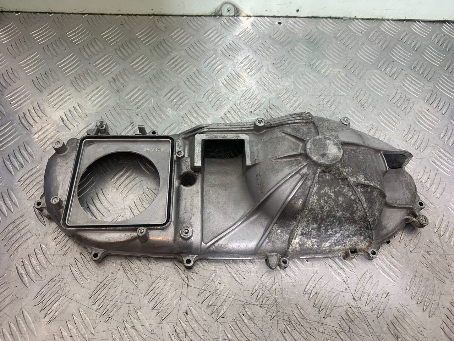 YAMAHA XMAX 300 ENGINE COVER YEAR 2017-2020 (CMB1218)