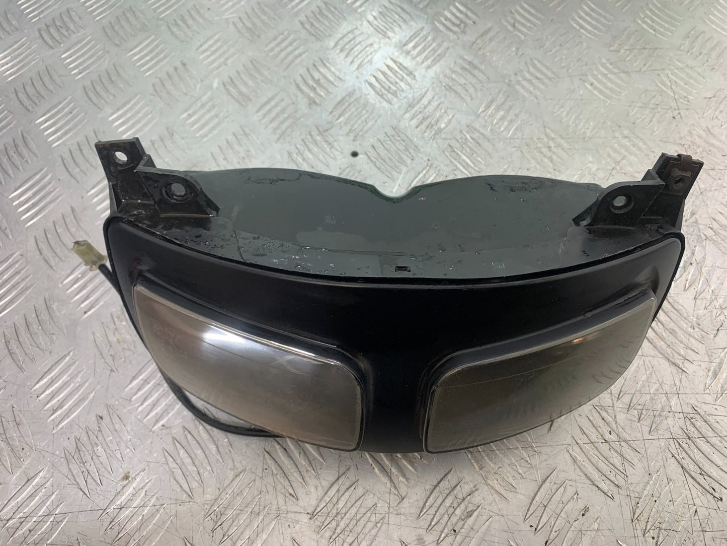 YAMAHA FZS600 FAZER 600 HEADLIGHT YEAR 1998-2001 (CMB1267)
