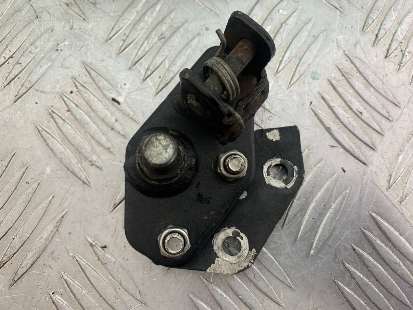 SUZUKI DL 650 V-STROM FRONT LEFT HANGER YEAR 2020 (CMB1117)