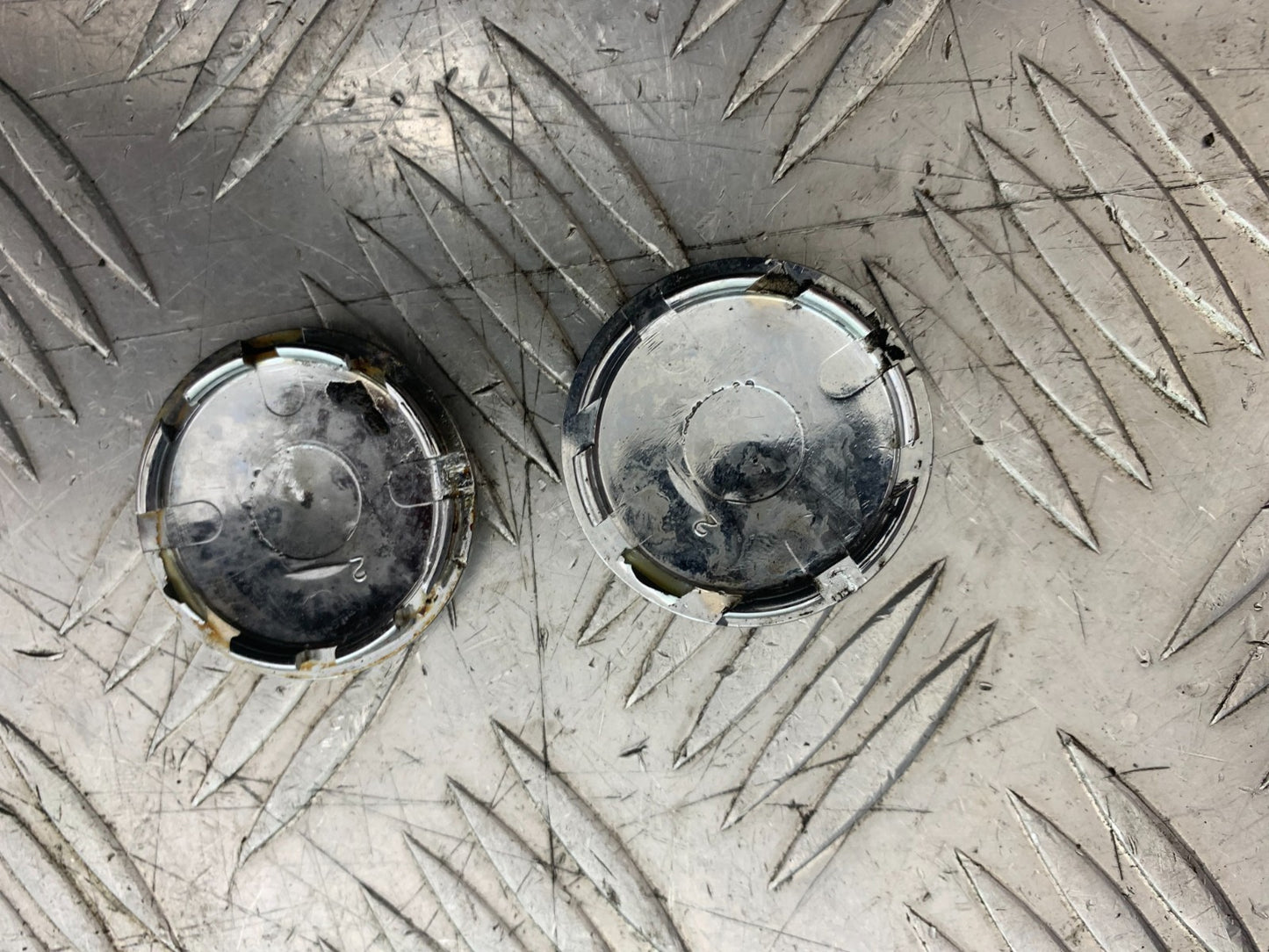 HONDA VT700 VT 700 SHADOW 2 X CHROME FRAME PLUGS  YEAR 1984-85 (CMB1328)