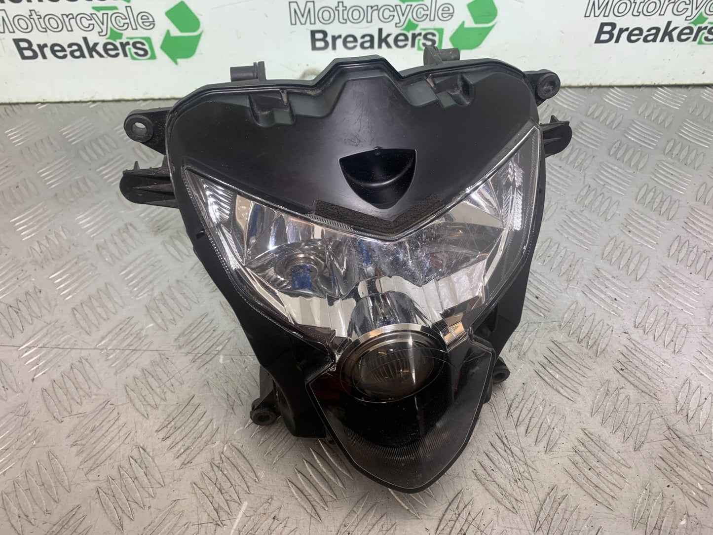 SUZUKI GSXR750 GSXR 750 K4 K5 HEADLIGHT   2004-2005 (CMB1319)