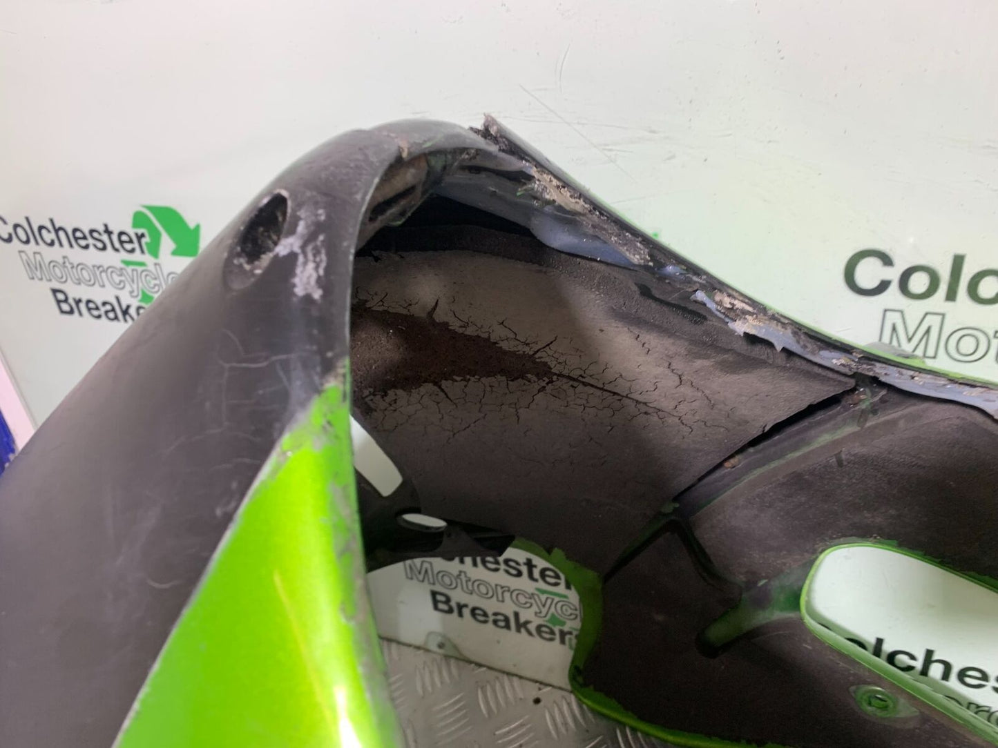 KAWASAKI ZX12R ZX12 R LEFT AND RIGHT FAIRING PANELS    YEAR 2000-01 (CMB1038)