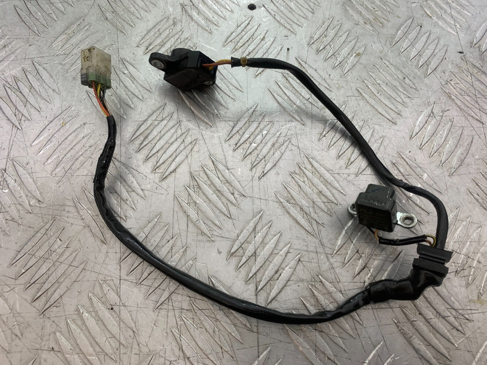 KTM 390 ADVENTURE NETURAL SWITCH YEAR 2020-24 (CMB1240)