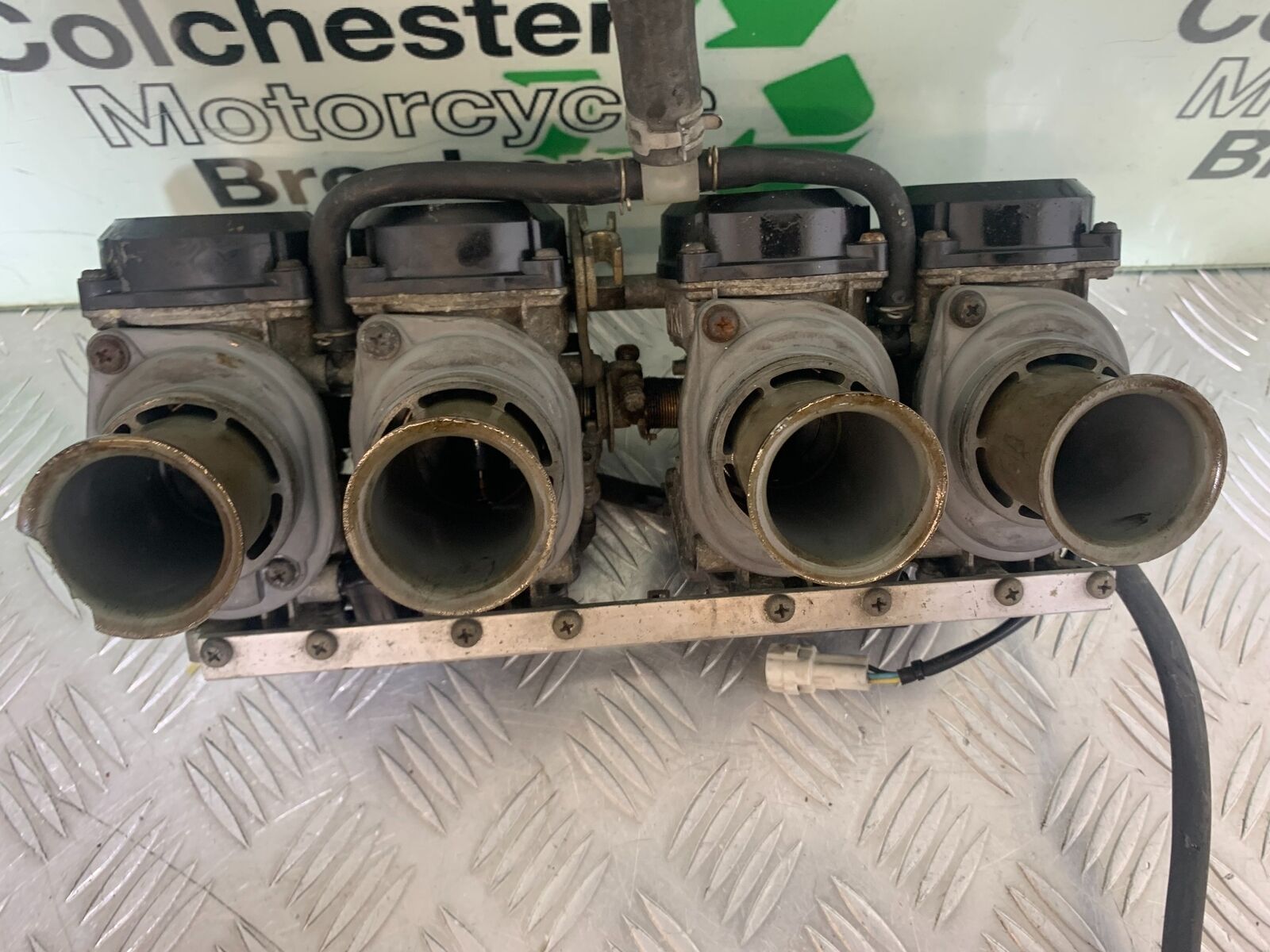 YAMAHA YZF600 YZF 600 THUNDERCAT CARBS   1996-2003 (CMB1134)