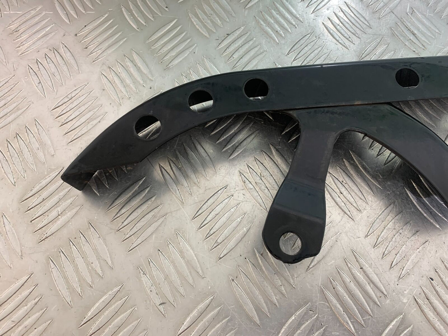 HARLEY DAVIDSON XL883 N IROD CHAIN GUARD YEAR 2020  (CMB1116)