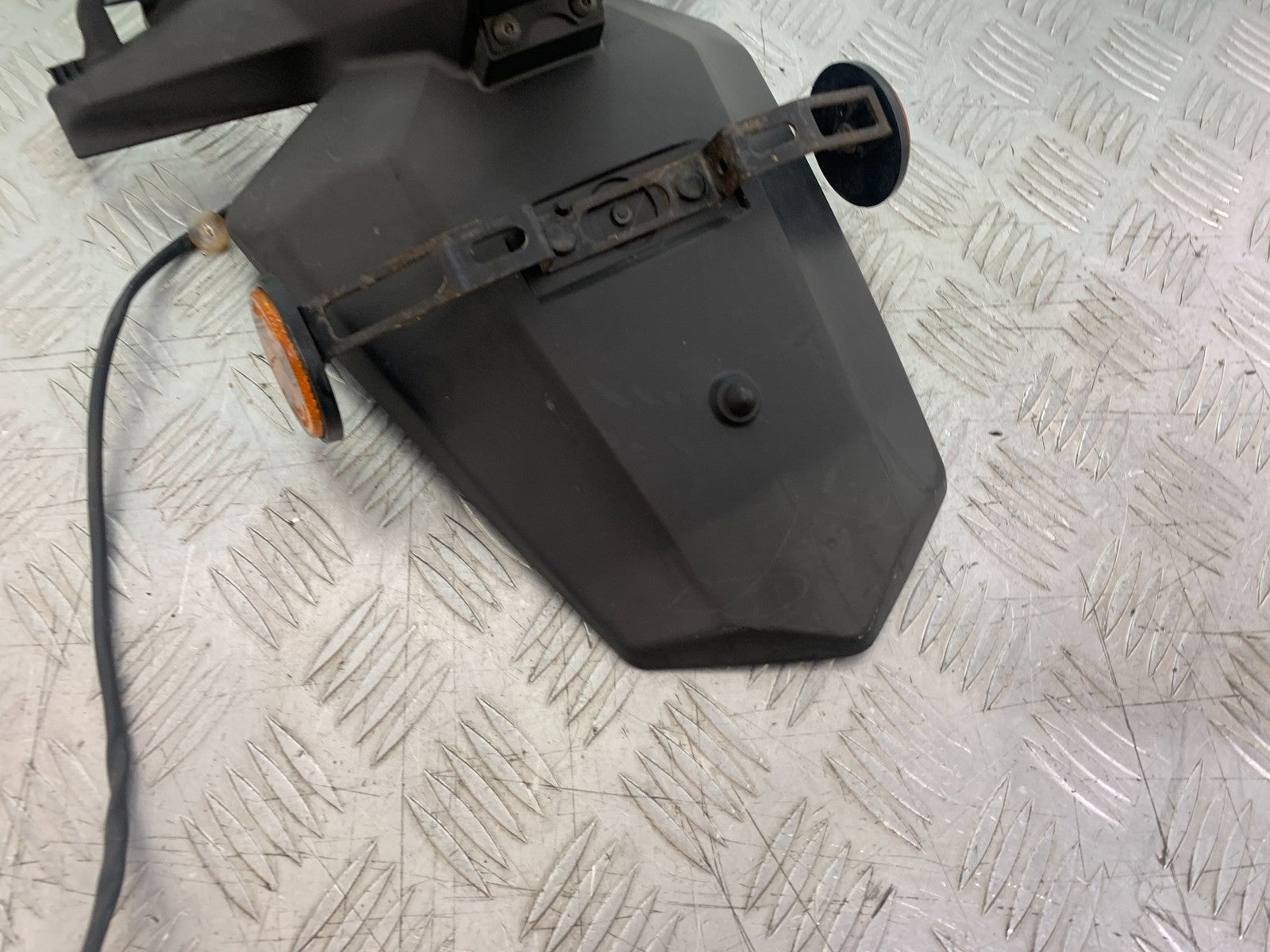 YAMAHA XMAX 300 REAR MUDGUARD   YEAR 2017-2020 (CMB1218)