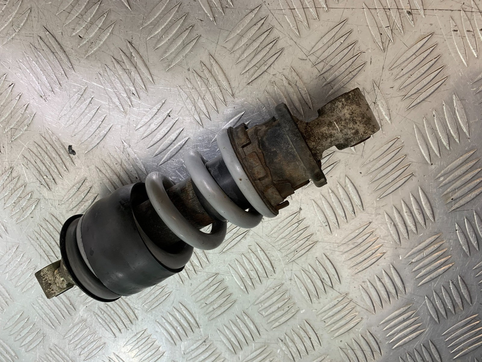 HONDA CBF500 CBF 500 REAR SHOCK   YEAR 2004-2008  (CMB1294)