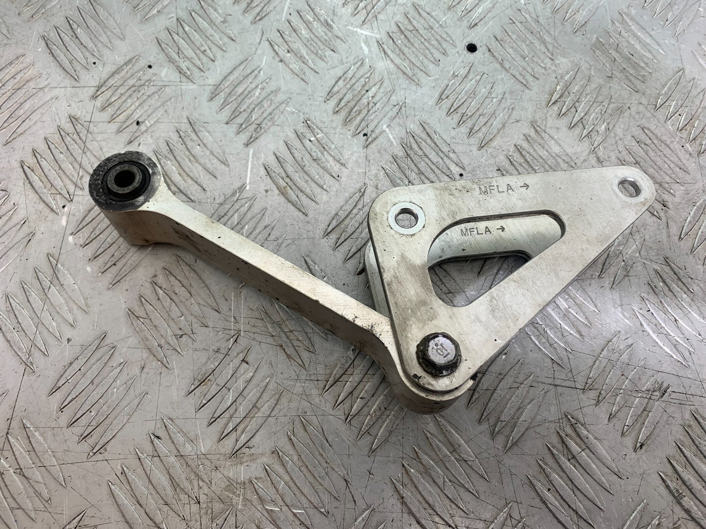 HONDA CBR1000 rr FIREBLADE REAR SHOCK LINKAGE  YEAR 2012-2016 (CMB1198)