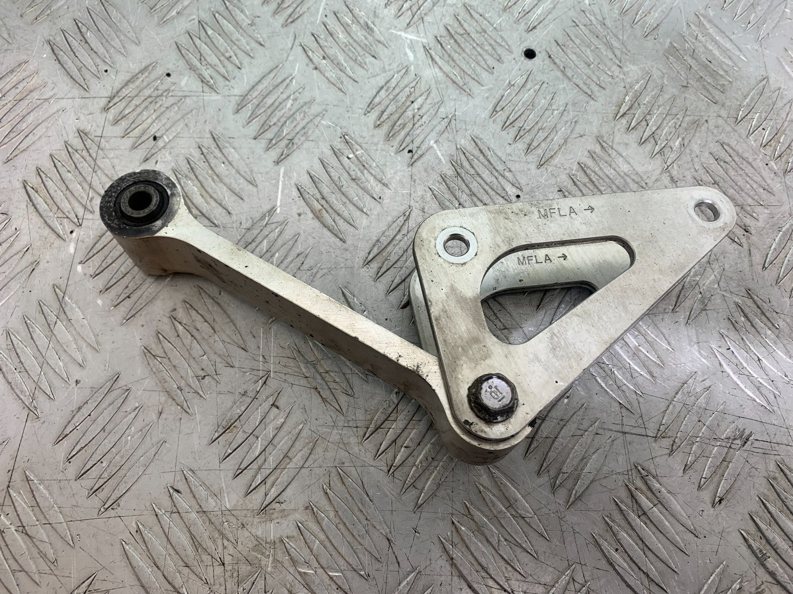 HONDA CBR1000 rr FIREBLADE REAR SHOCK LINKAGE  YEAR 2012-2016 (CMB1198)