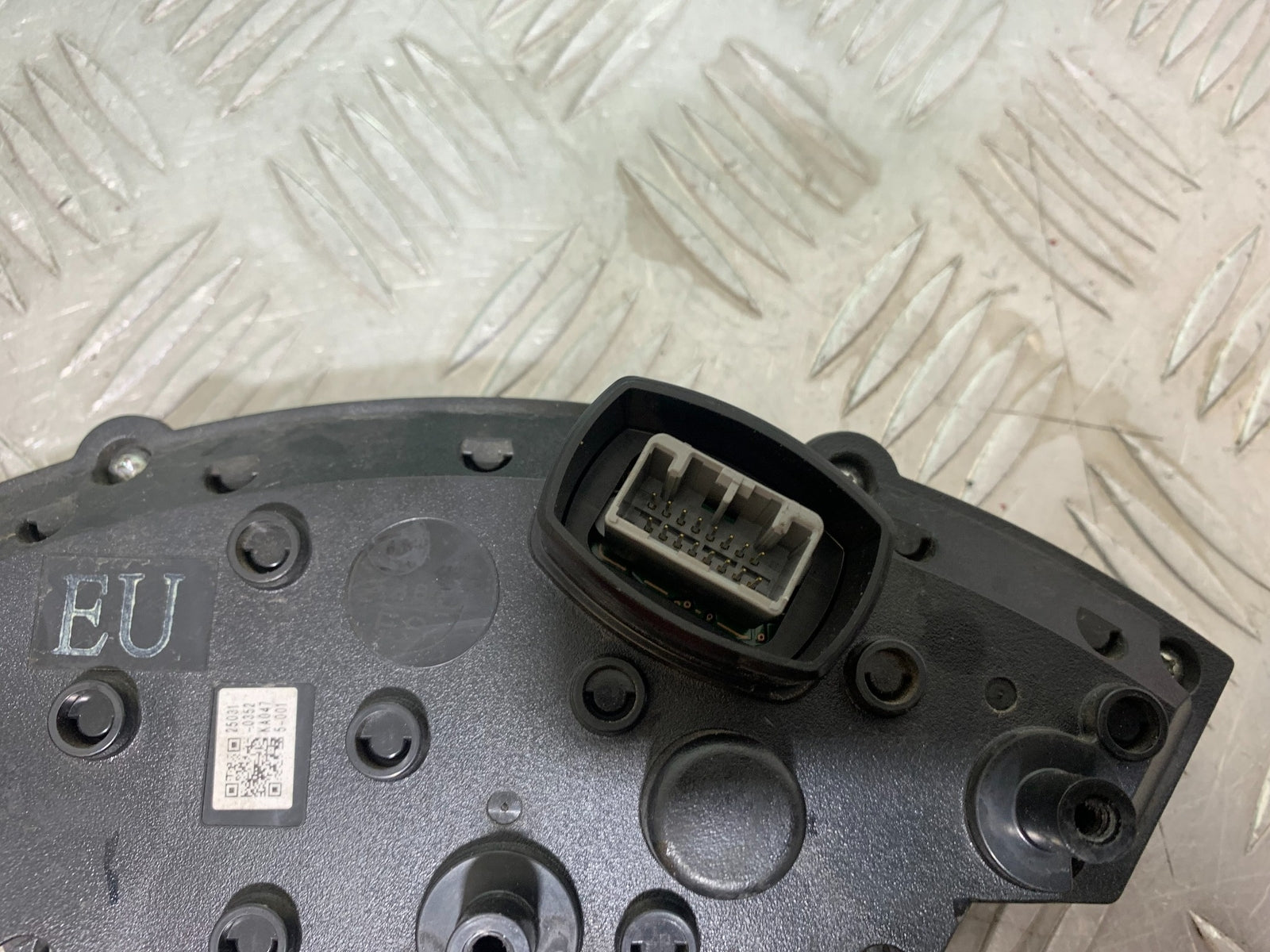 KAWASAKI ZX10R ZX 10R CLOCKS SPEEDO DASH  YEAR 2011-2015 (CMB1154)
