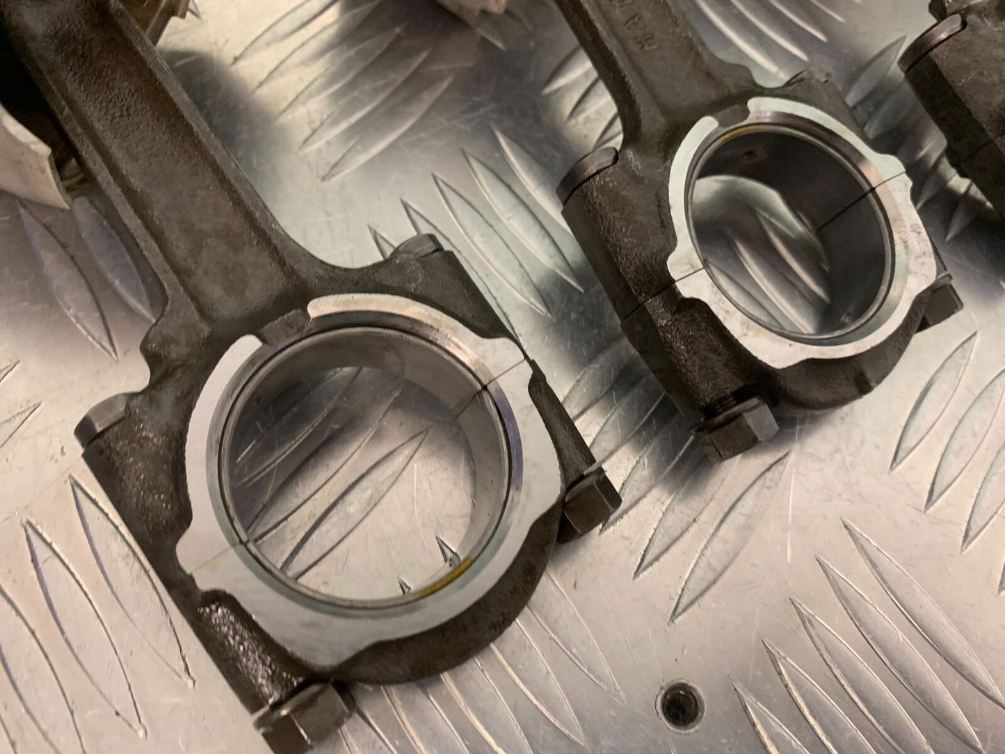 HONDA CBR1100 BLACKBIRD CONRODS AND PISTONS  YEAR 1999-05 (STOCK 961)