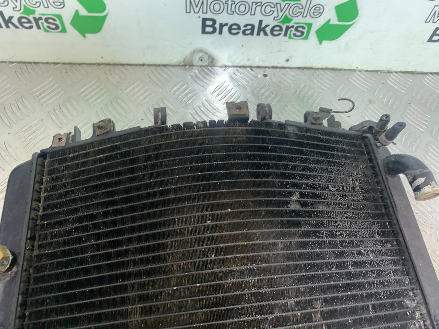 KAWASAKI ZX9R ZX9 E1 RADIATOR    YEAR 2000-01 (CMB1171)