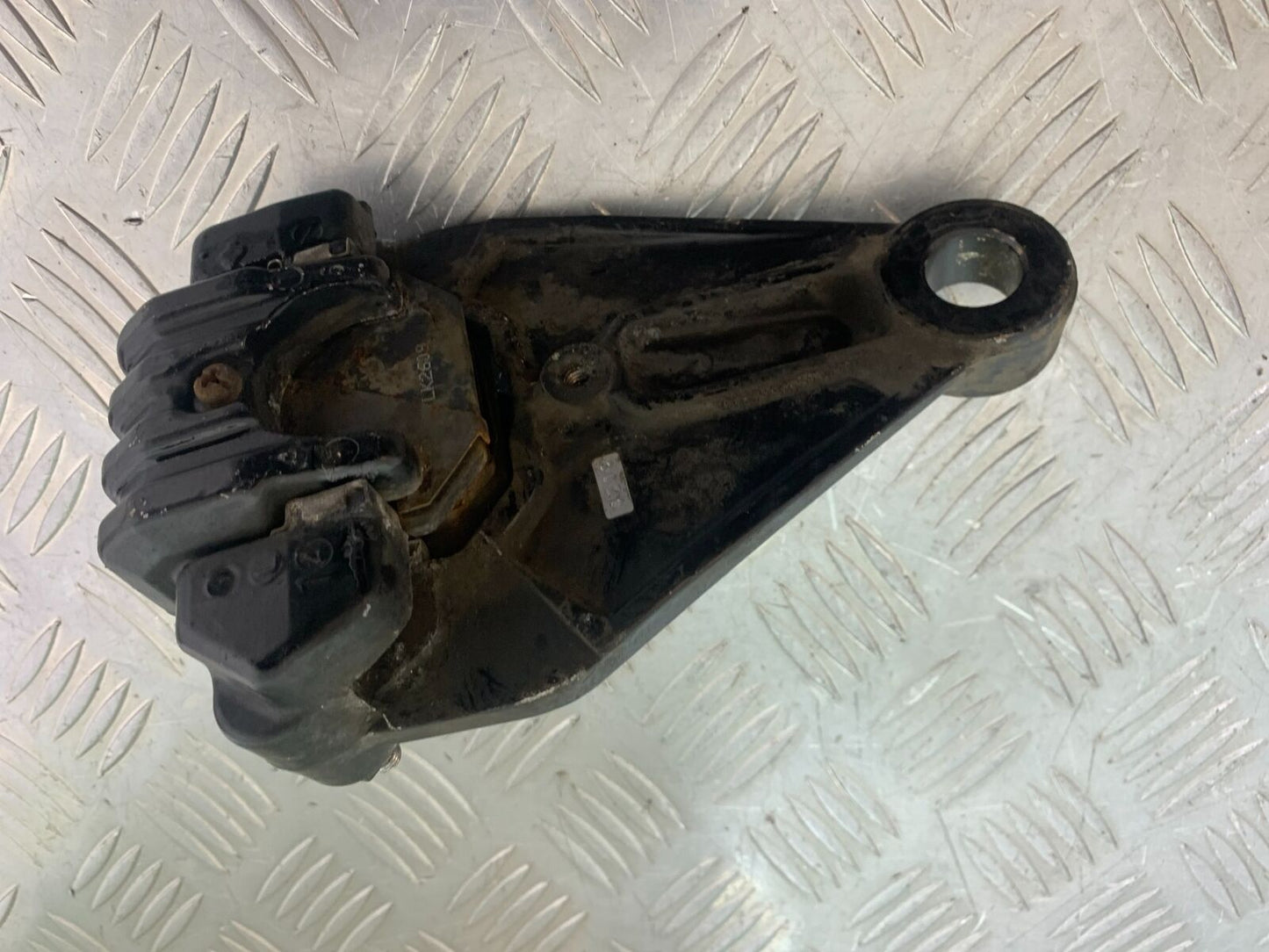 YAMAHA XS1100 MIDNIGHT SPECIAL REAR CALIPER  YEAR 1980-1982 (CMB1122)