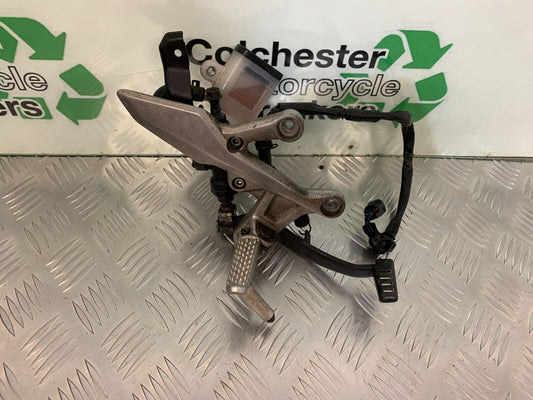 HONDA CB500 F CB500F FRONT RIGHT HANGER  YEAR 2022 (STOCK 951)