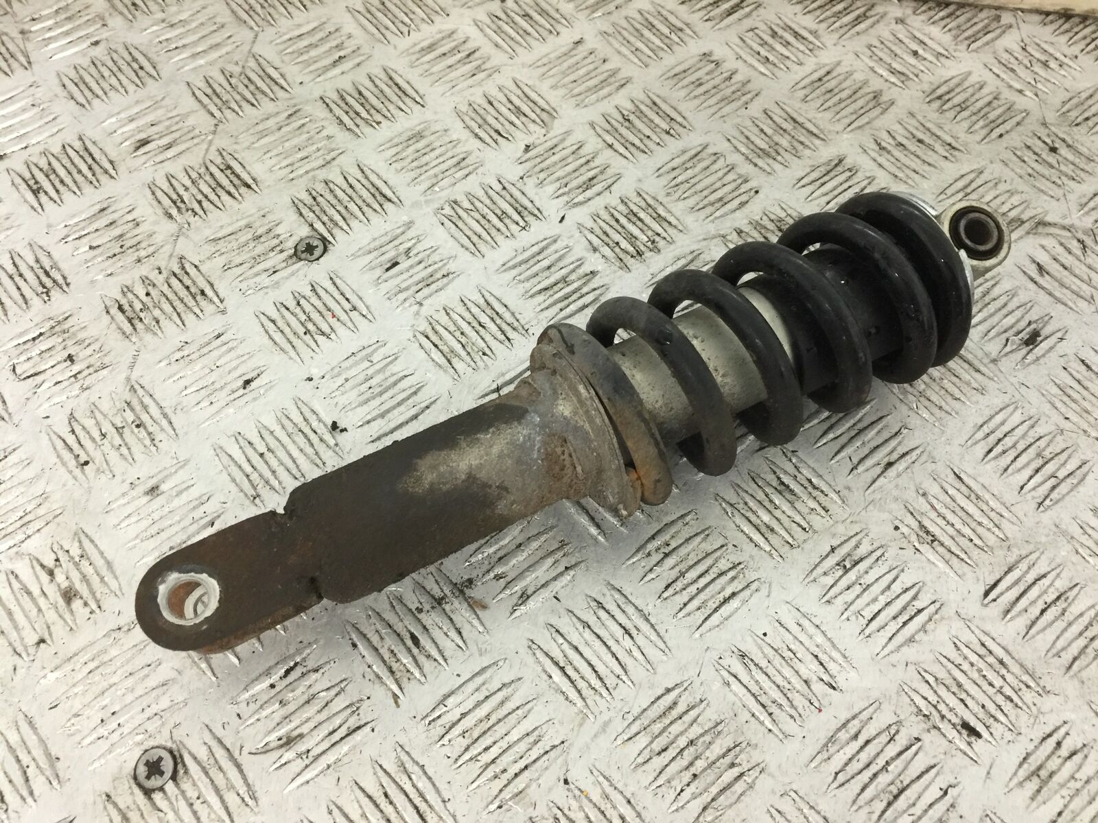 SUZUKI GSX-S 125 REAR SHOCK   YEAR 2017-2020  (STOCK 779)