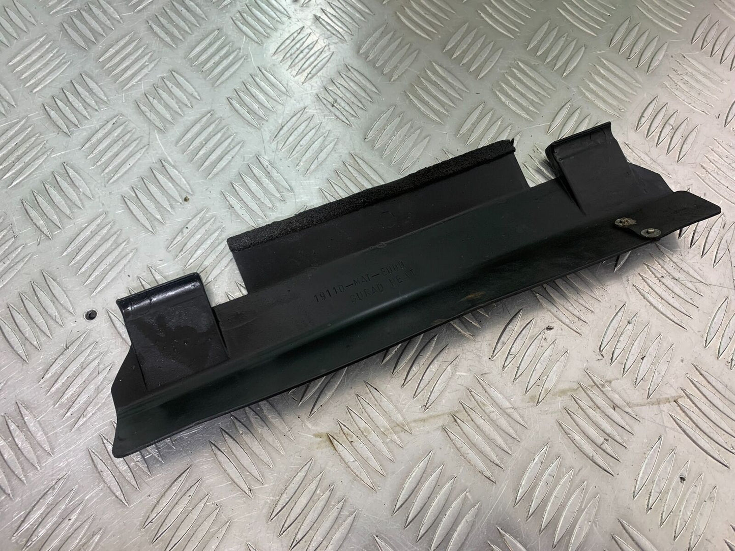 HONDA CBR1100 BLACKBIRD INFILL COVER  YEAR 1999-2005 (CMB1103)