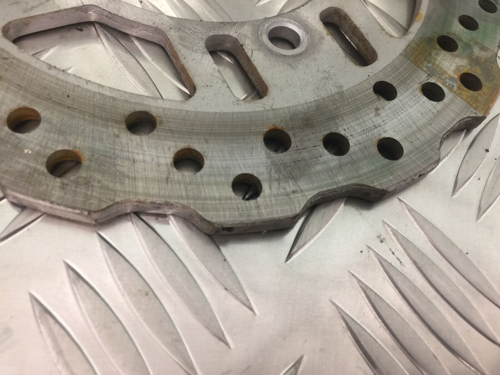 KAWASAKI Z1000 SX REAR BRAKE DISC YEAR 2011-13 (STOCK 911)