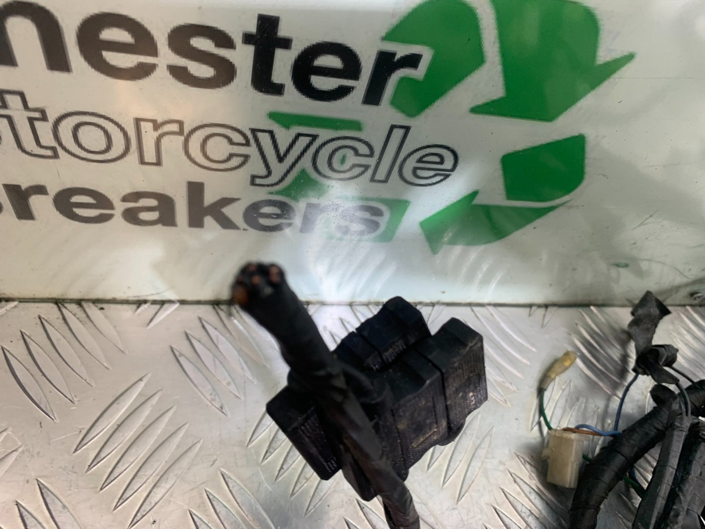 YAMAHA YZF R1 WIRING LOOM (SOLD AS PARTS)  YEAR 1998-99 (CMB1291)