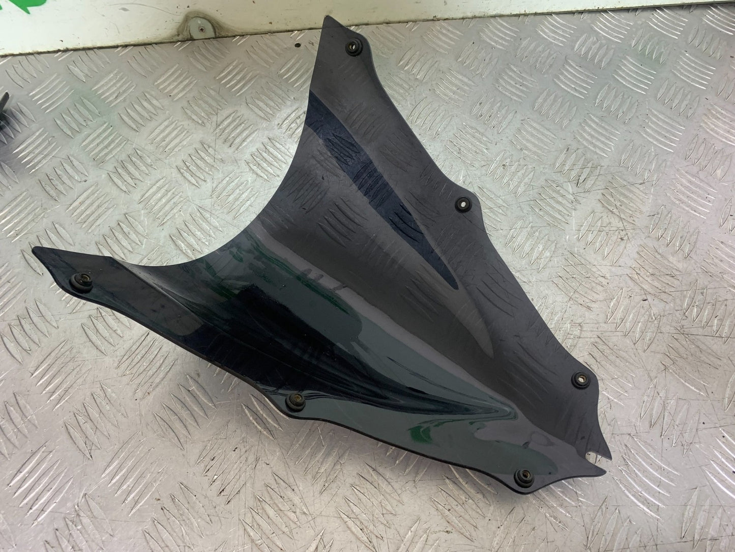 YAMAHA YZF R1 4XV SCREEN   YEAR 1998-99 (CMB1291)
