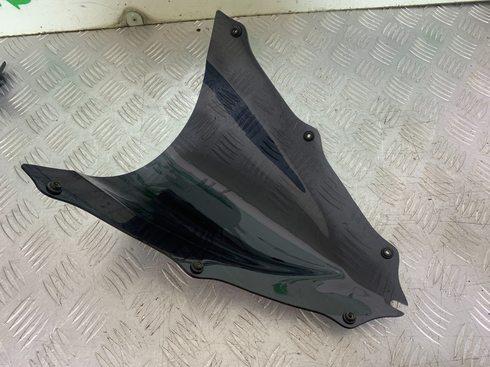 YAMAHA YZF R1 4XV SCREEN   YEAR 1998-99 (CMB1291)