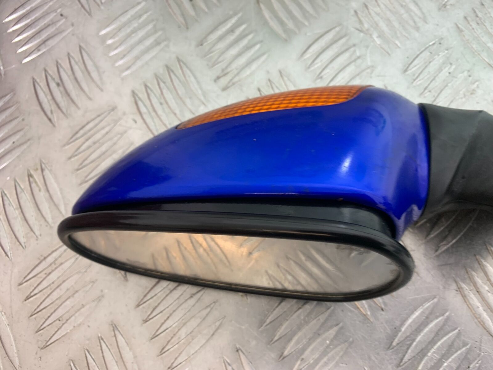 HONDA CBR1100 BLACKBIRD LEFT MIRROR     YEAR 1999-2005 (CMB1103)