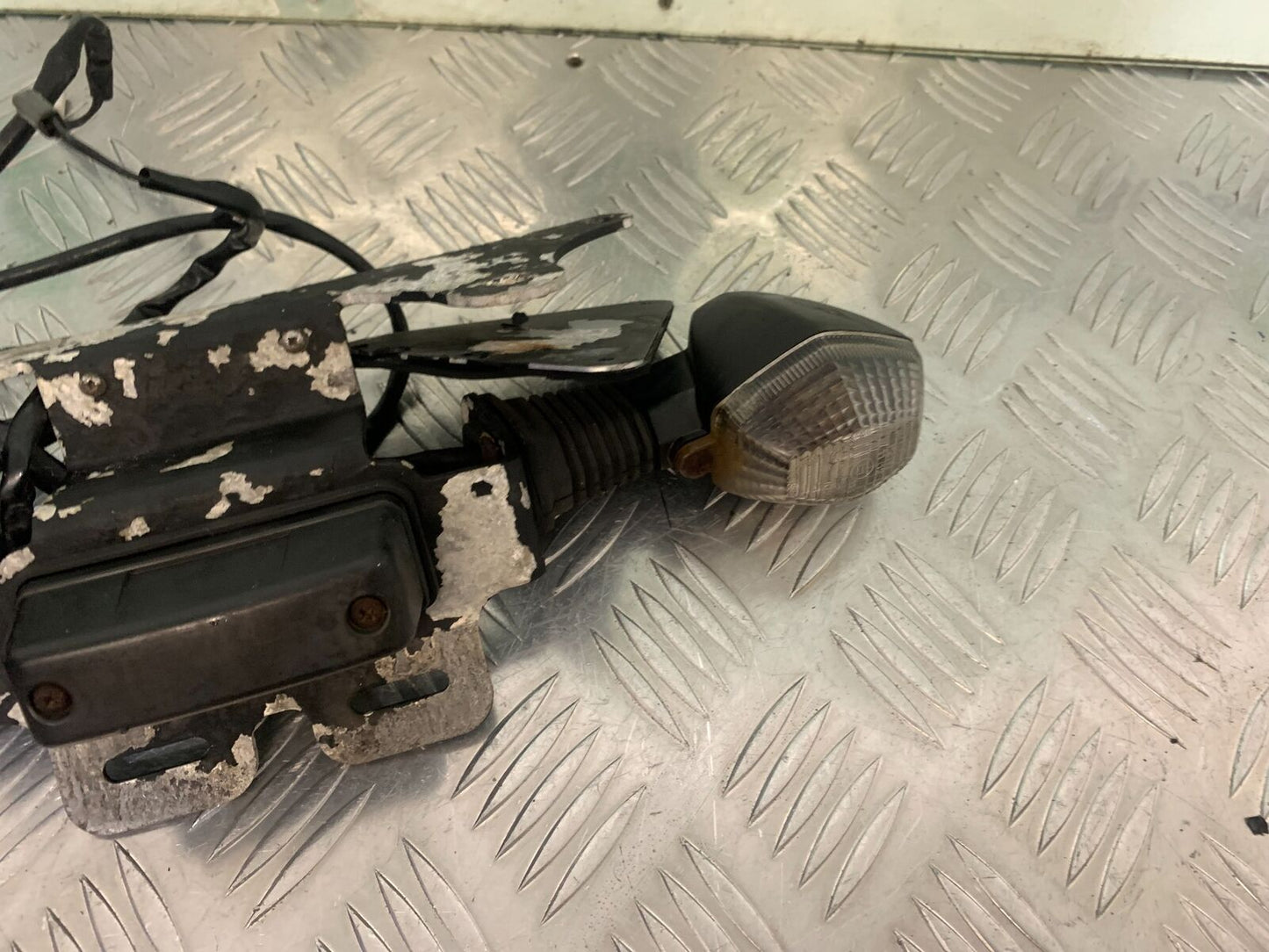 SUZUKI SV1000 SV 1000 K4 TAIL TIDY  YEAR 2004 (STOCK 990)