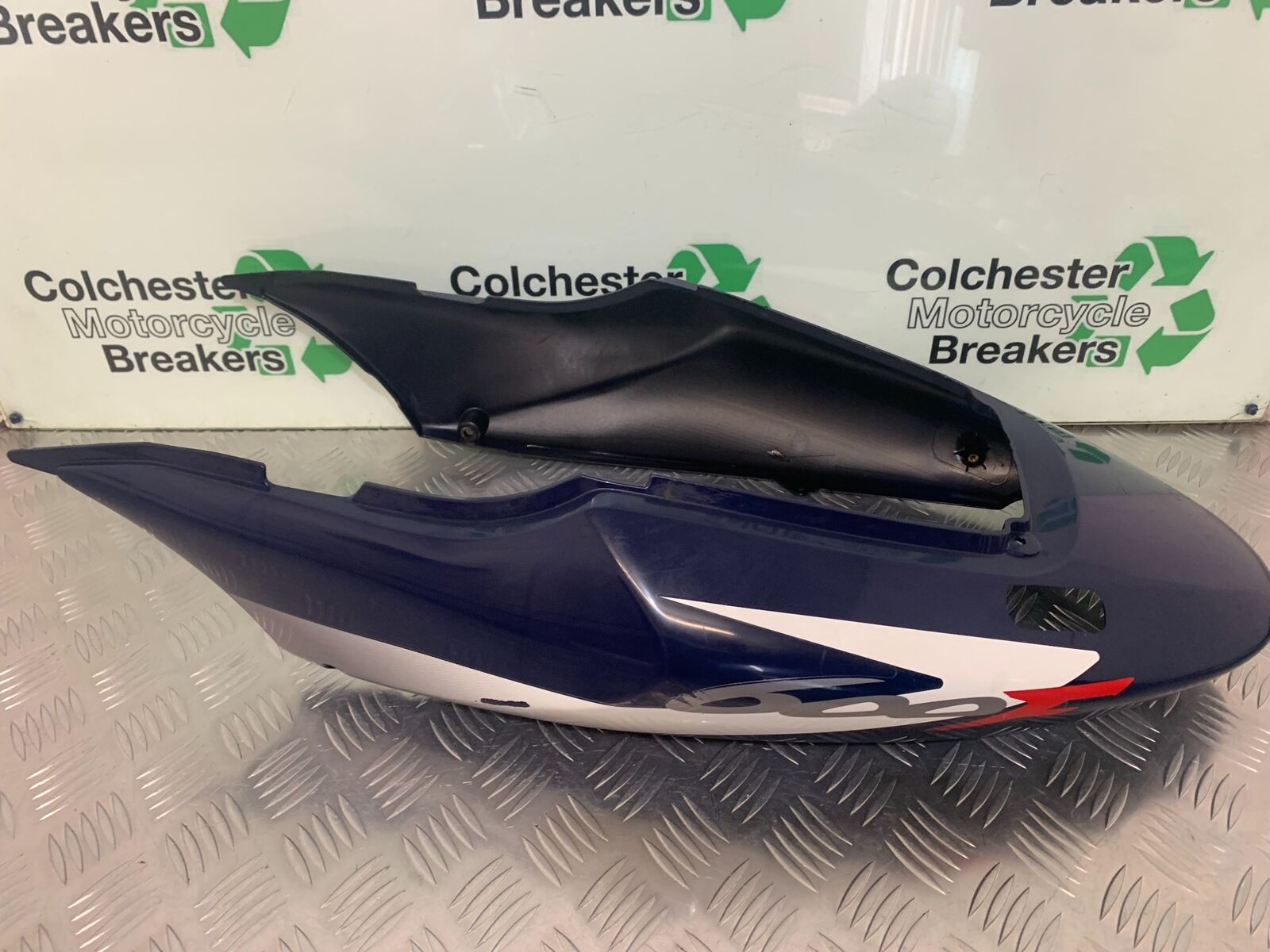 HONDA CBR600 CBR 600 F4I TAIL PIECE SEAT UNIT  YEAR 2001-2003 (STOCK 978)
