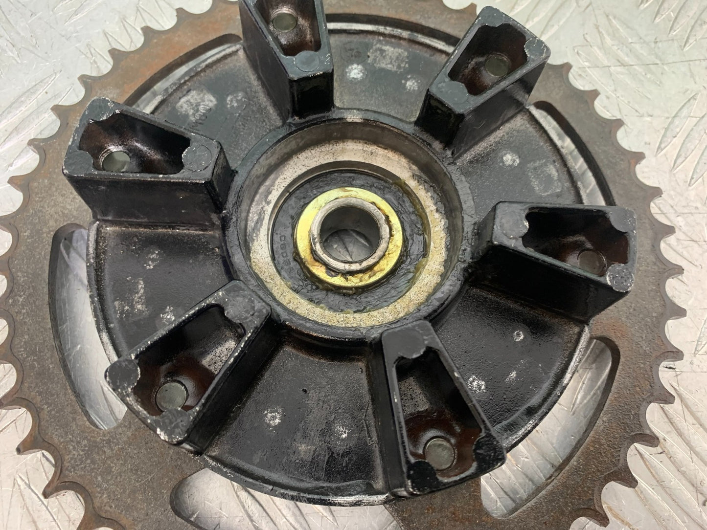 YAMAHA FZS600 FAZER 600 SPROCKET CARRIER   YEAR 1998-2001 (CMB1267)