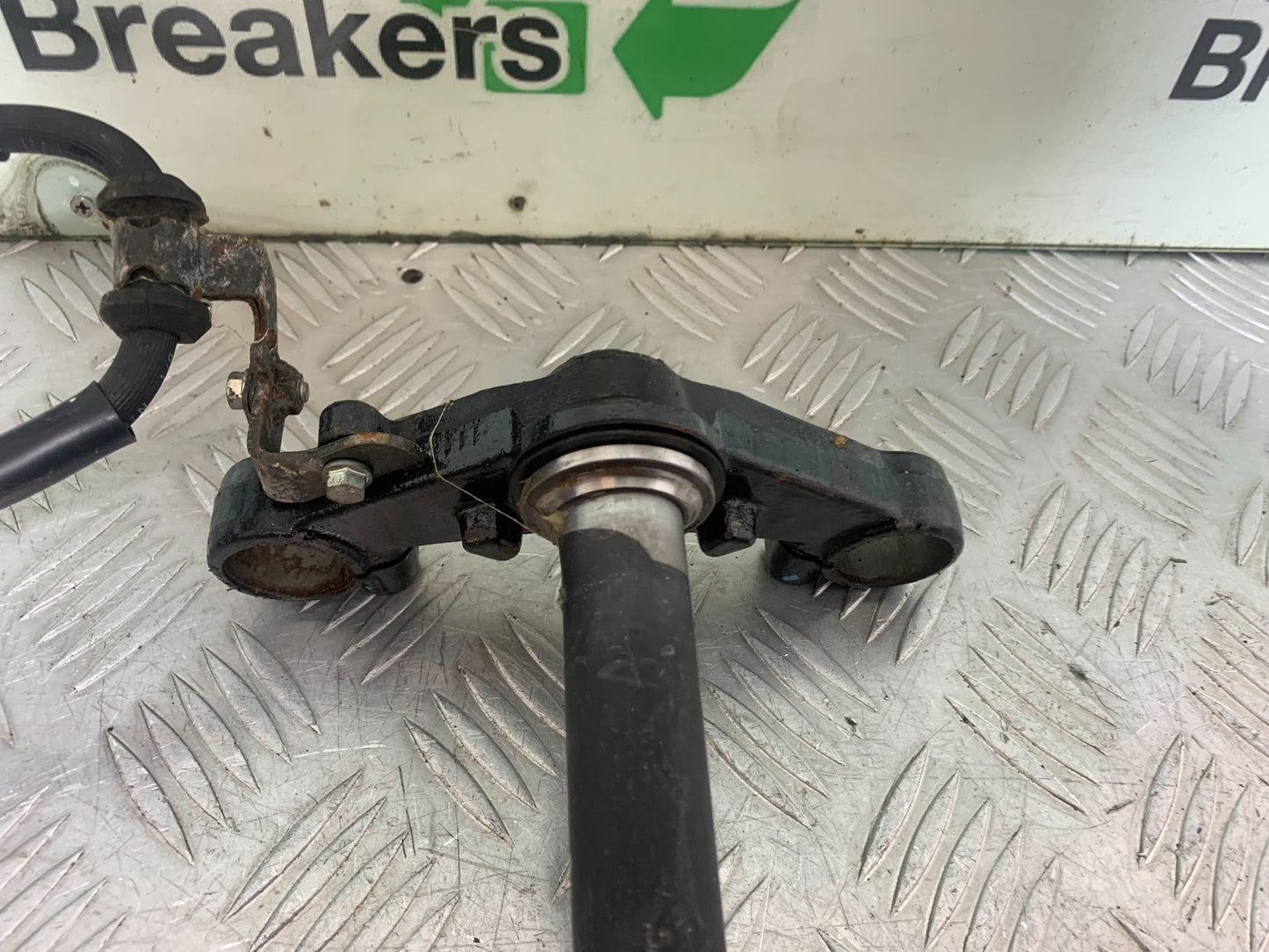 HONDA CBF125 CBF 125 BOTTOM YOKE  YEAR 2009-14  (CMB1172)