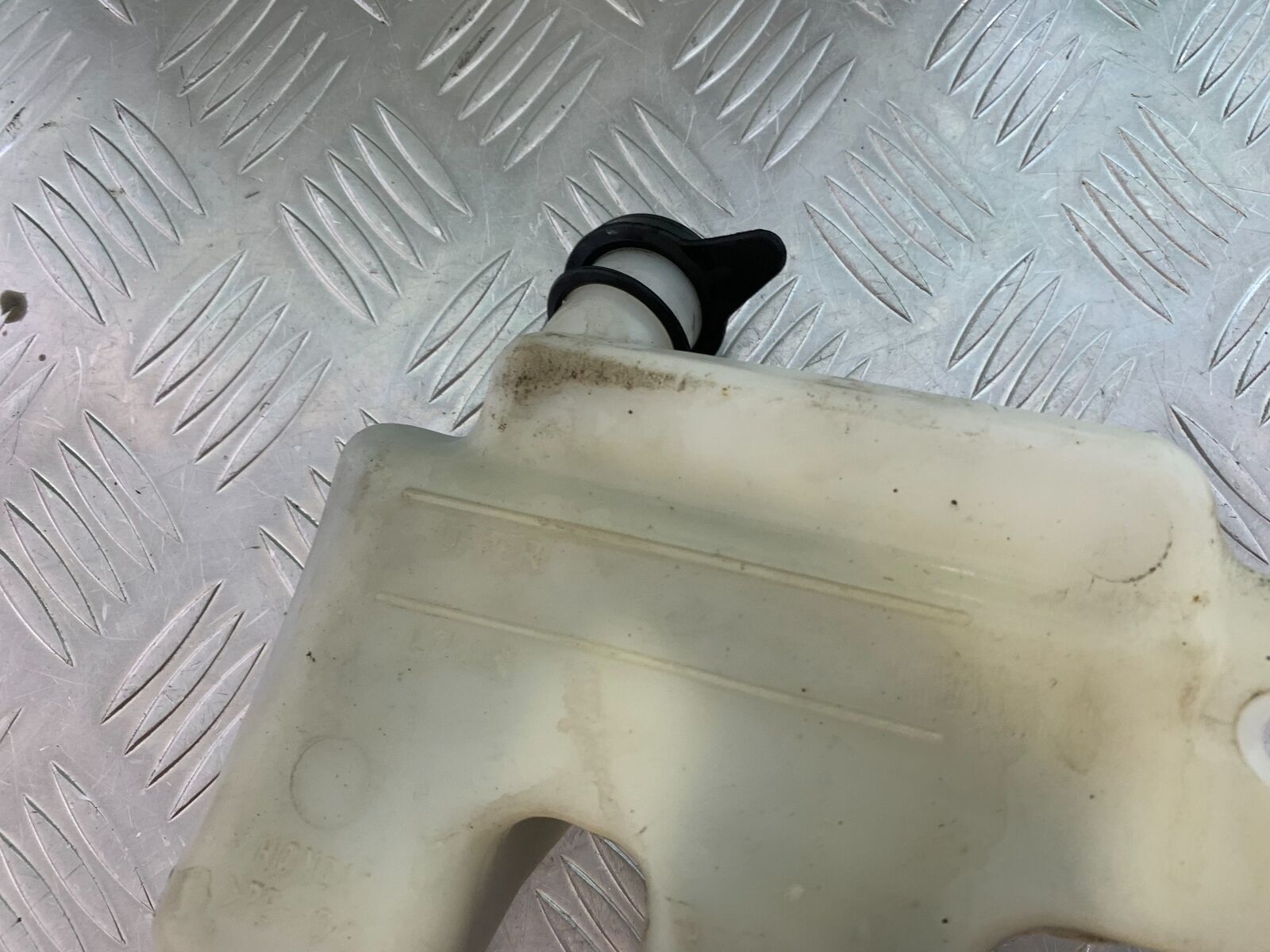 HONDA CB600 CB 600 HORNET COOLANT BOTTLE  YEAR 1998-2002 (CMB1011)