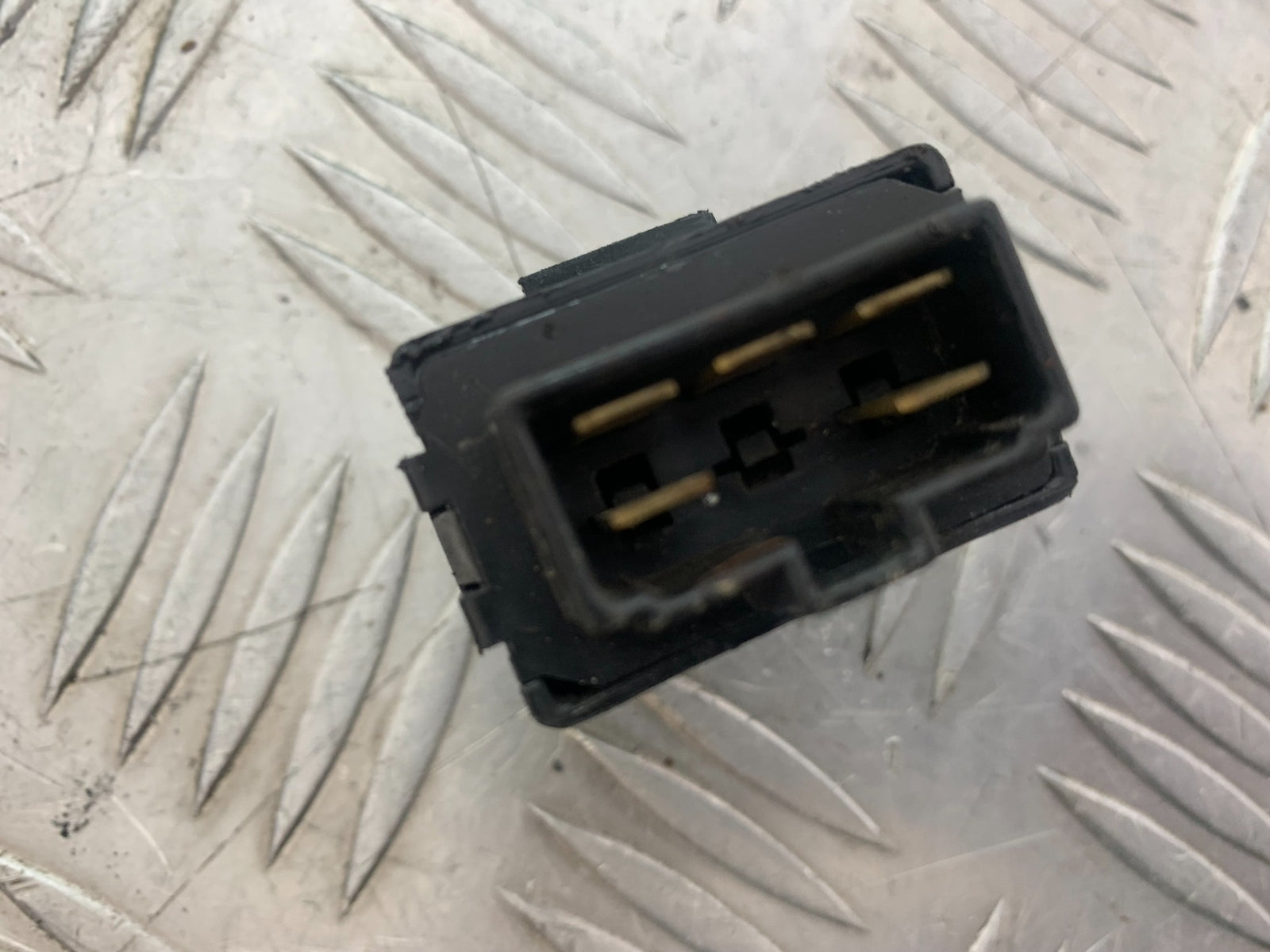 KAWASAKI VN1500 CLASSIC INDICATOR RELAY  YEAR 1999 -2006 (CMB1166)