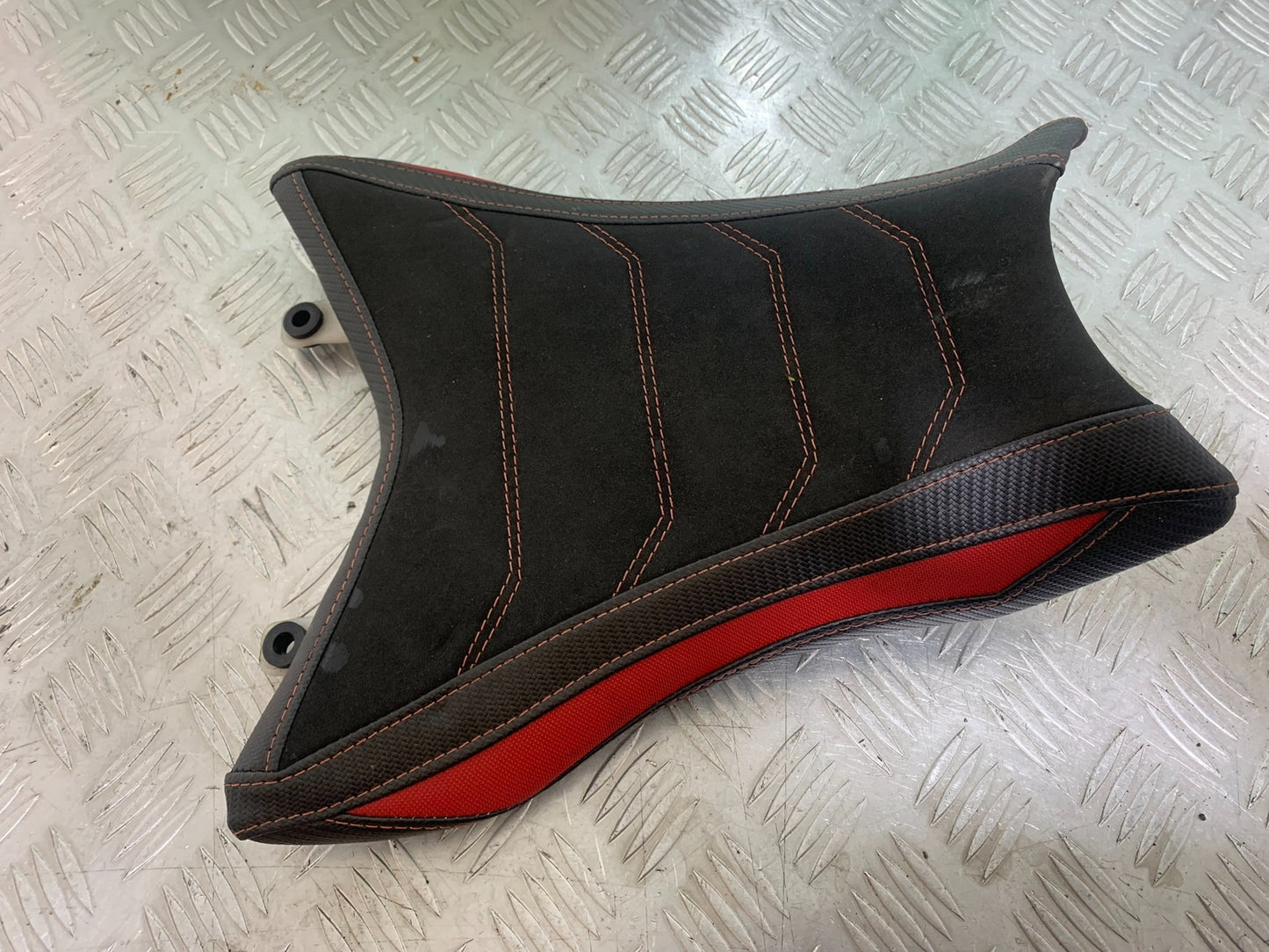 KAWASAKI ZX10R ZX 10R FRONT SEAT   YEAR 2011-2015 (CMB1154)