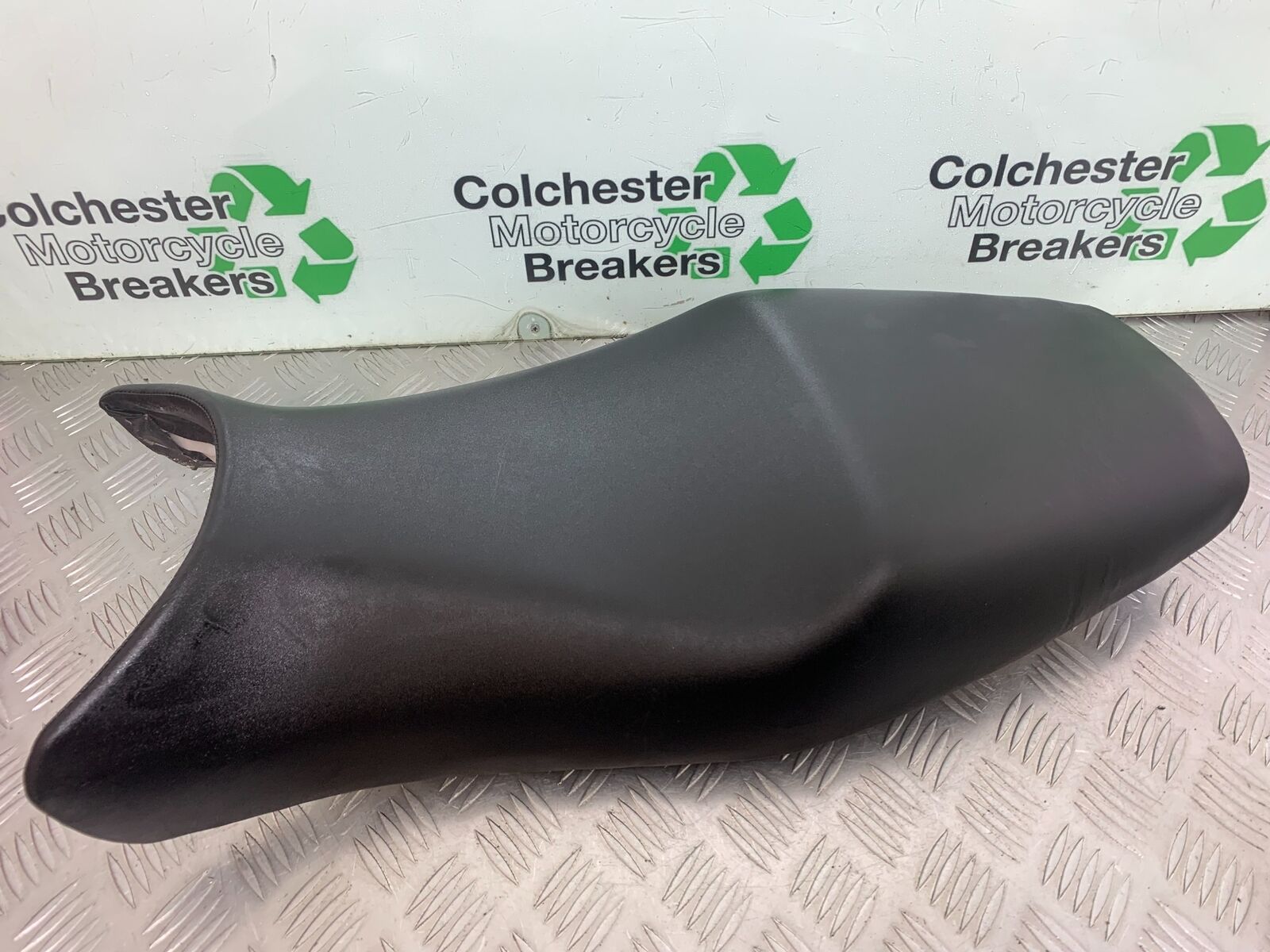 HONDA CBR1100 BLACKBIRD SEAT  YEAR 1999-2005 (CMB1103)