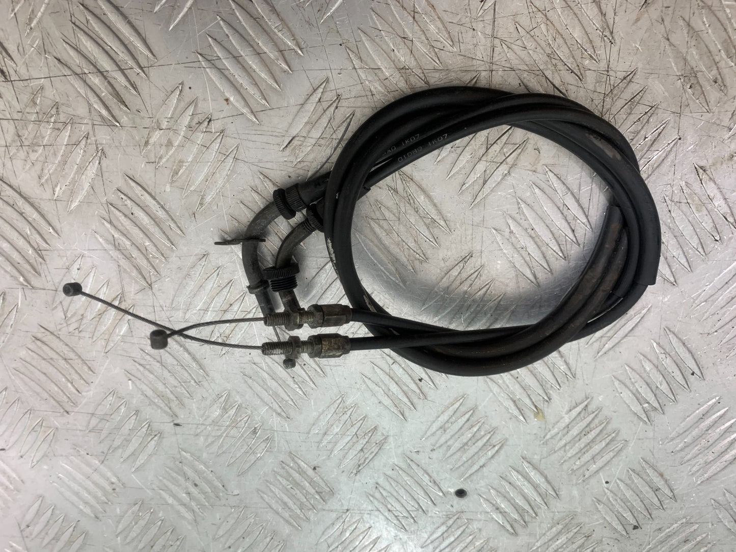 SUZUKI GS500 GS 500 THROTTLE CABLES  YEAR 2001-2008 (CMB1254)