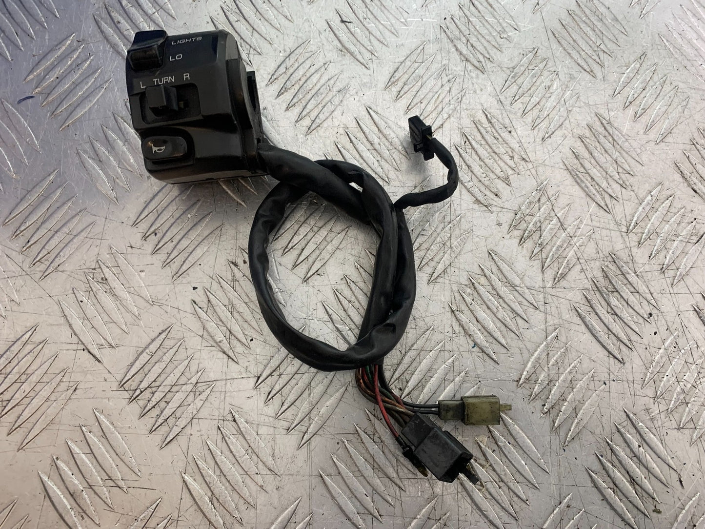 KAWASAKI ZZR1100 D LEFT SWITCH GEAR  YEAR 1993-2001 (CMB1289)