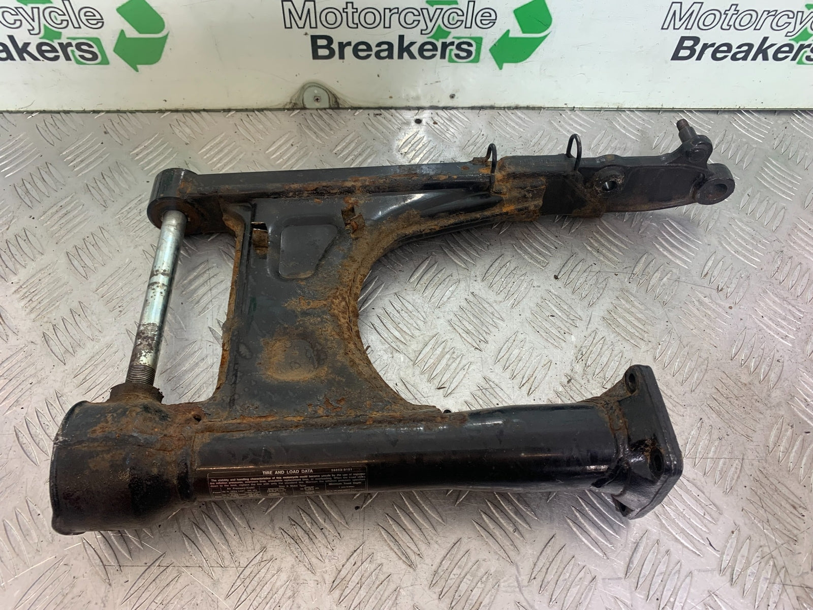 KAWASAKI VN1500 CLASSIC SWINGARM  YEAR 1999 -2006 (CMB1166)