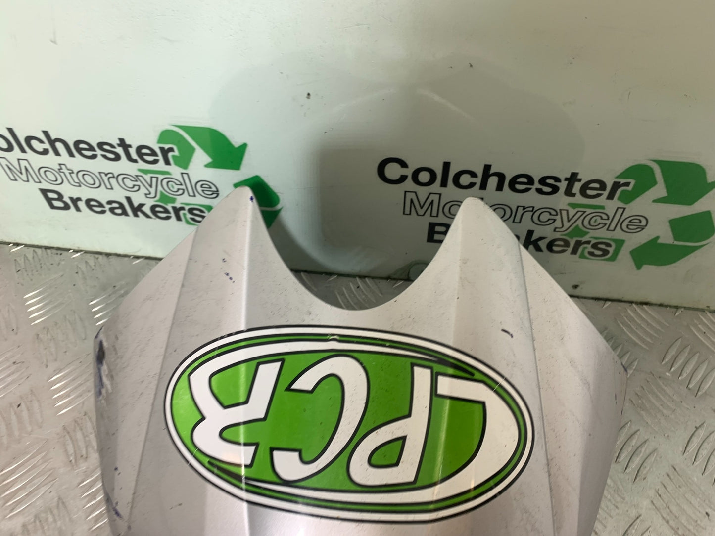 YAMAHA YZF R1 PETROL TANK COVER  YEAR 2004-2006 (CMB1155)
